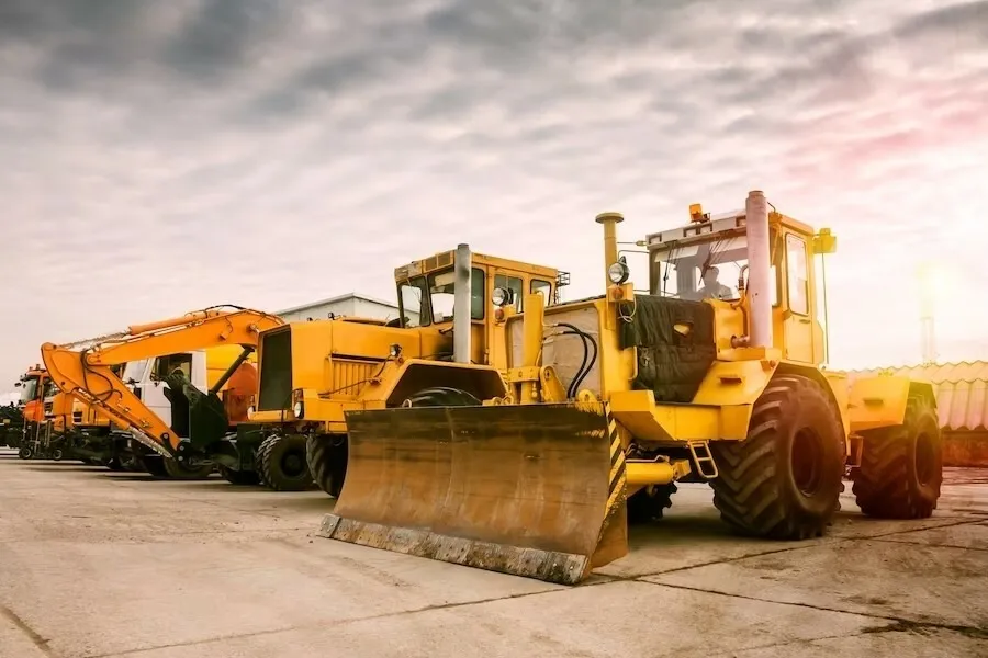 HEAVY EQUIPMENT
